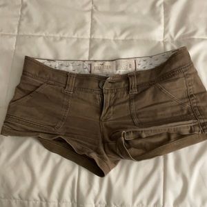 Hollister short